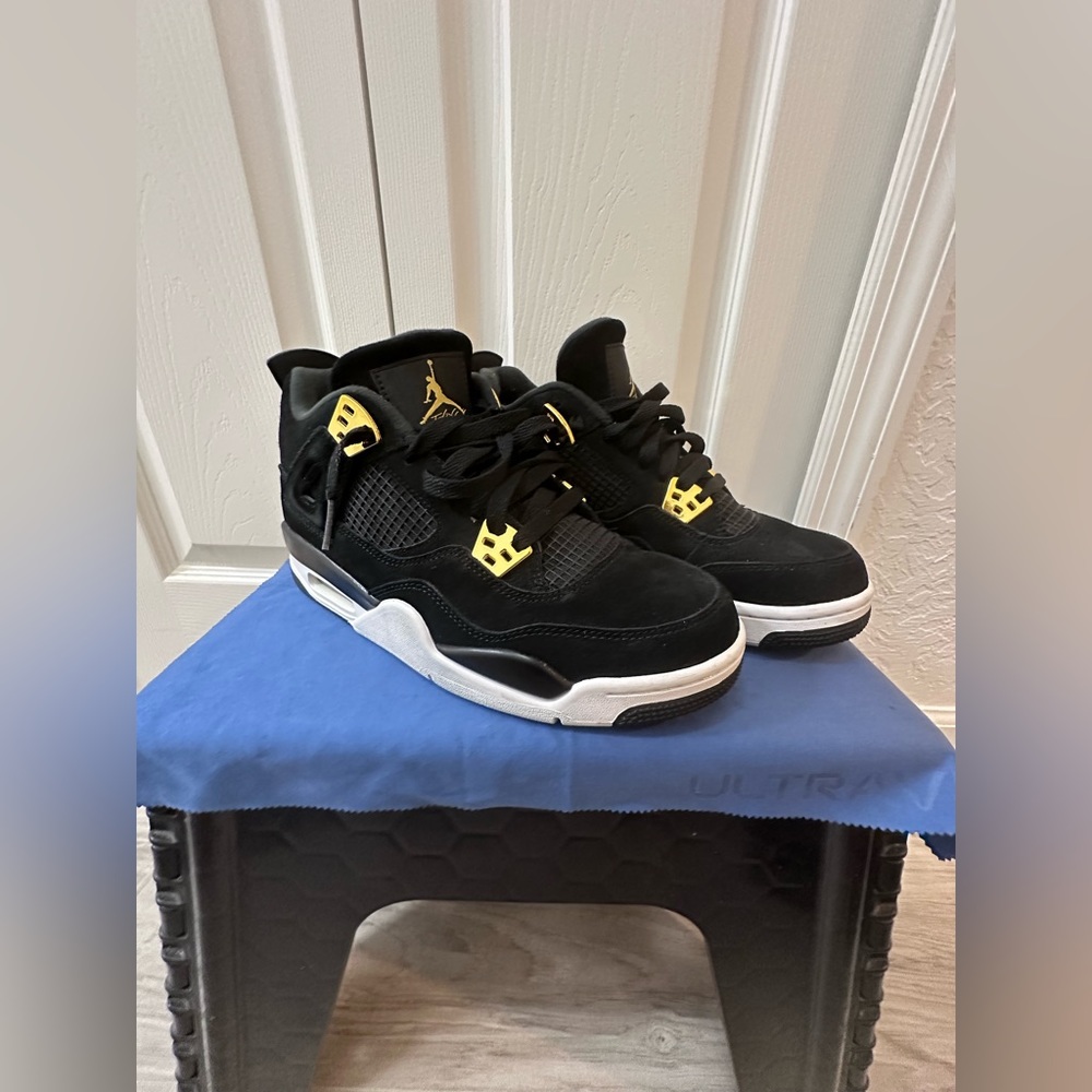 Air Jordan 4 Retro Royalty - Picture 13 of 13